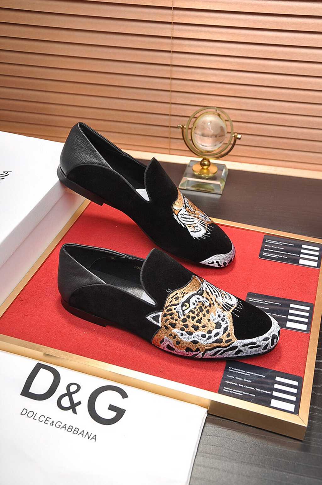 D*G loafer
